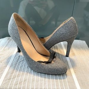 Lauren Conrad grey Mary Jane heels. Size 6.